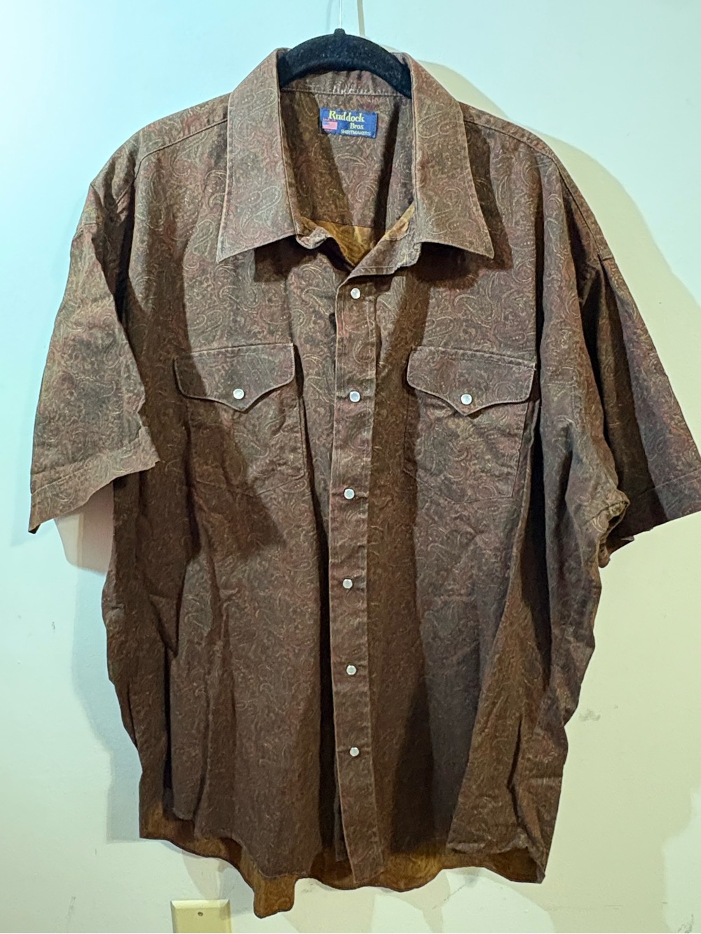 Ruddock Bros. western shirt Men’s Large brown burgundy paisley pearl buttons
